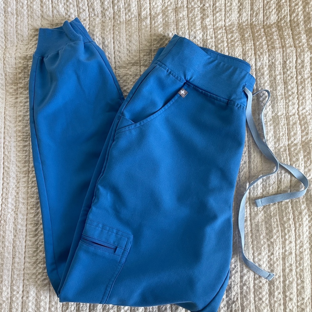 Figs Zamora blue joggers technical collection woman’s size small petite.